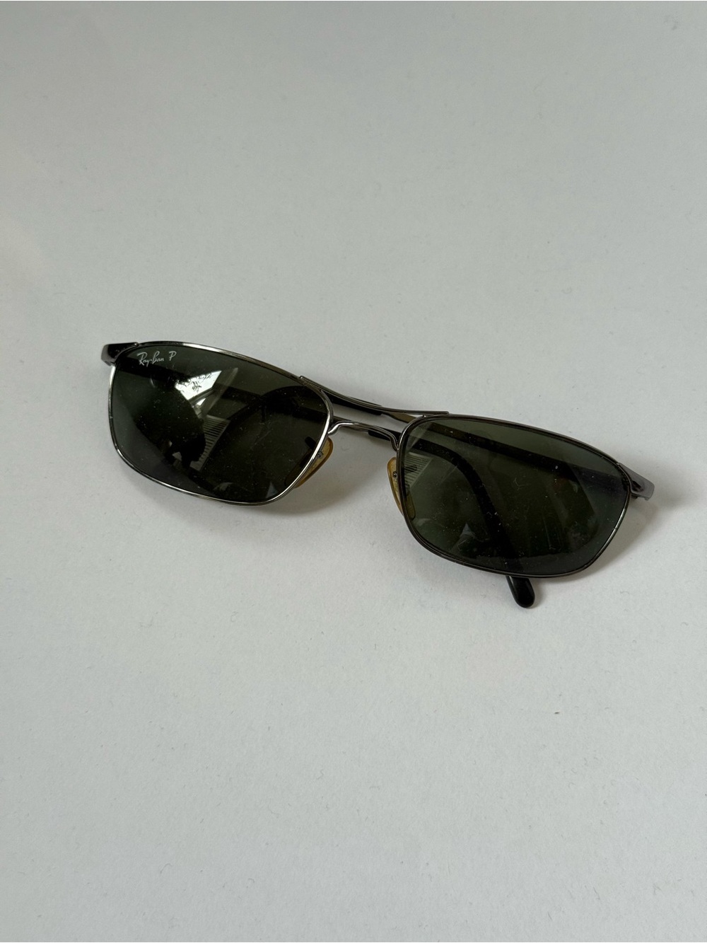 Ray-Ban Polarized Metal Sunglasses - Black Frame with Dark Green Lenses